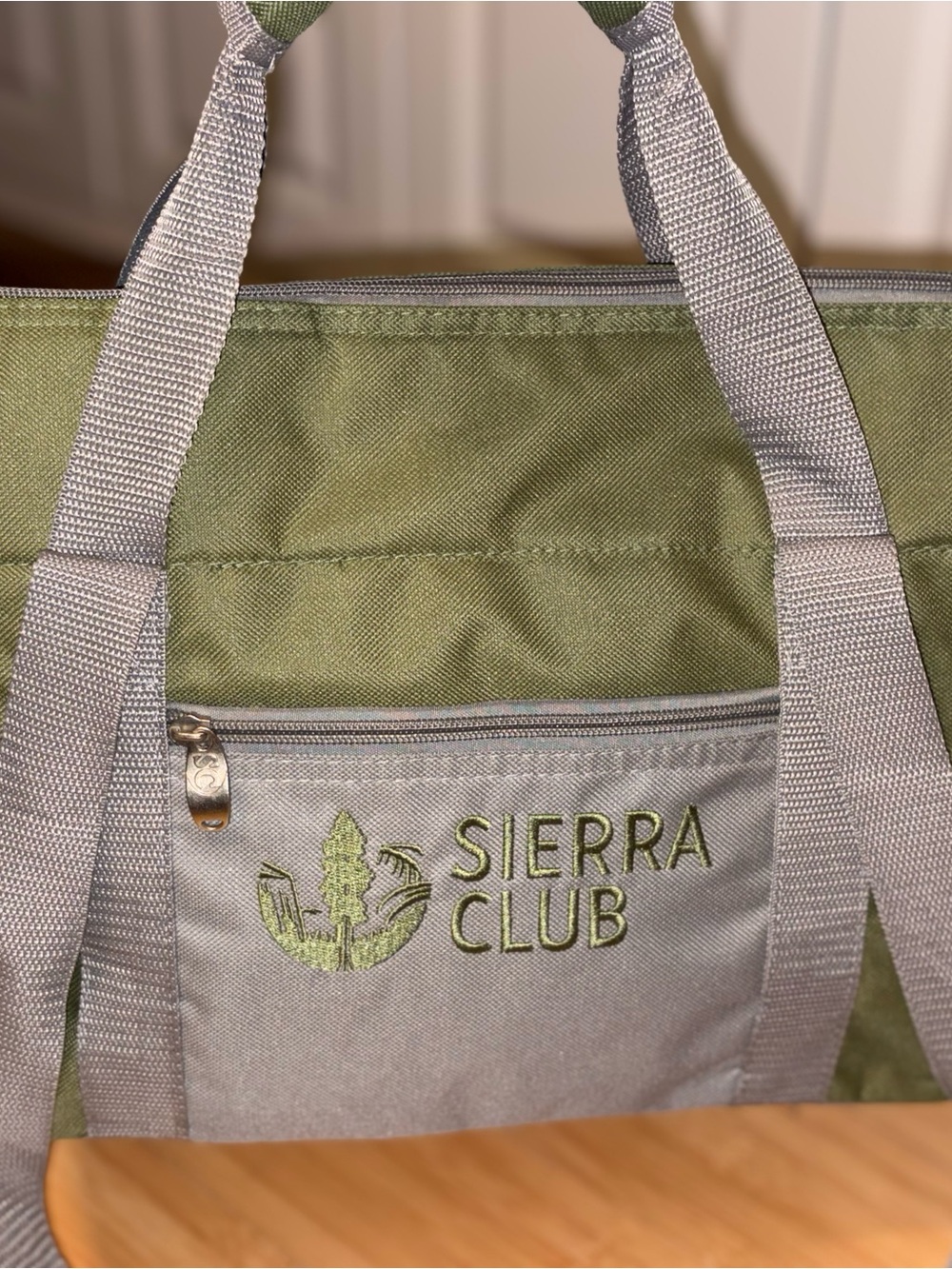 Sierra Club Insulated Cooler Tote Bag Green Gray Zip Lunch Picnic Beach Travel - Picture 6 of 11